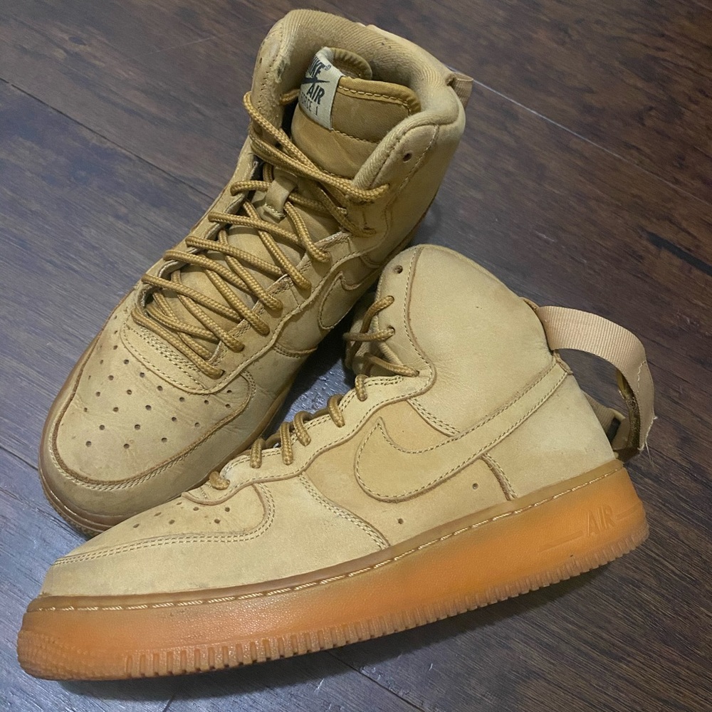 Nike Air Force 1 High Wheat Flax size 8.5 womens